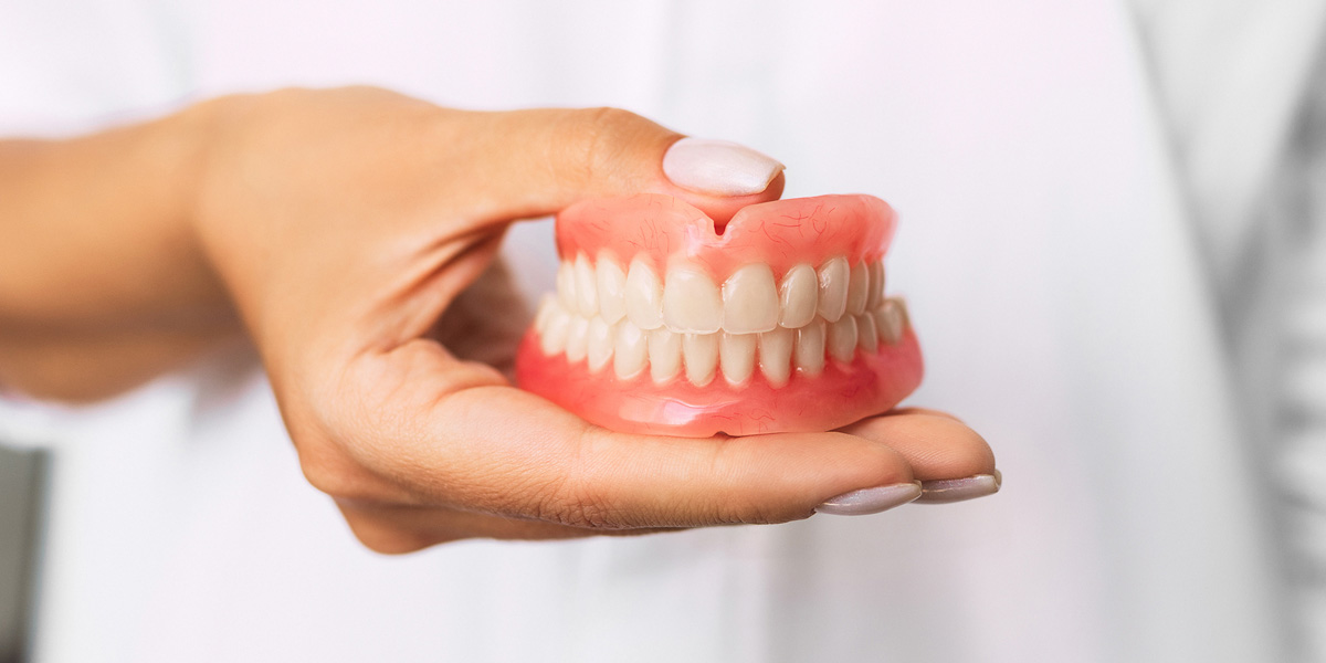 Dentures Treatment in Lucknow at Truemax Dental Clinic